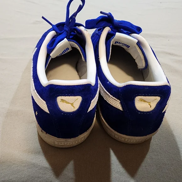 Puma Suede Royal Blue Sneakers - Picture 2 of 4